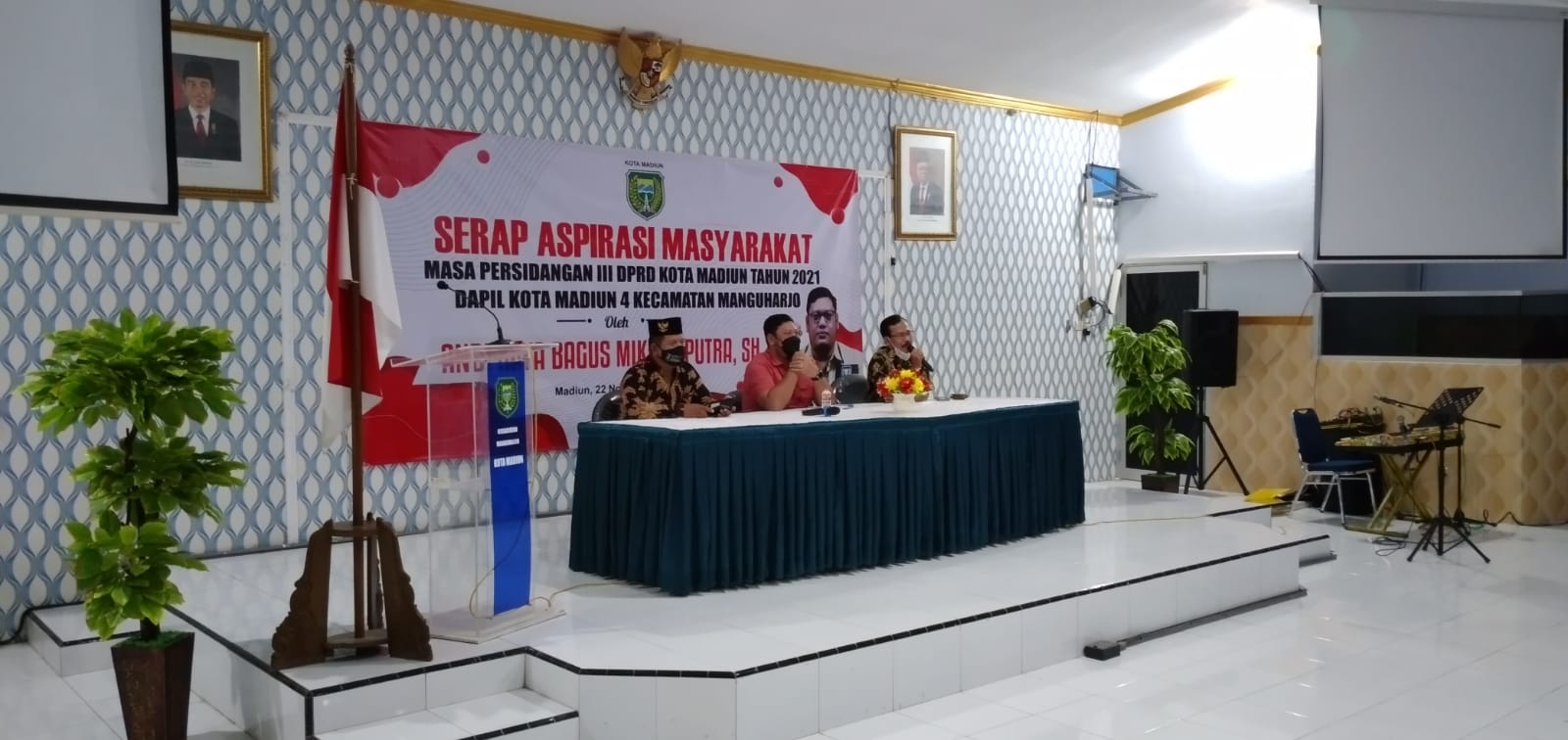 Masa Reses, Legislator Ngobrol Gayeng Bareng Konstituen